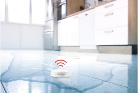 Co zrobić, żeby uniknąć zalania mieszkania podczas Twojej nieobecności?